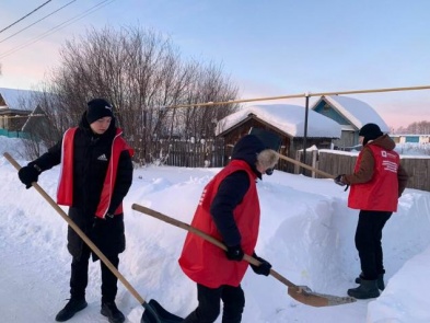 «Снежный десант» помог одиноким пенсионерам и инвалидам Калтасинского района Башкирии