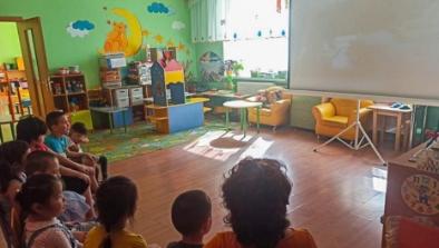 Новое мультимедийное оборудование появилось в детском саду «Сказка»