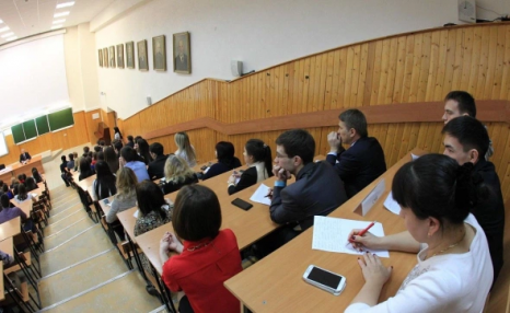 Многодетным в Башкирии впервые возместят 50% стоимости учебы в колледже