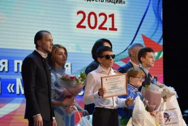 Общественная премия «Молодость нации»: Денис Назаров был отмечен в номинации «По зову сердца»